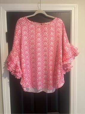 JODIFL Pink & White Geometric Ruffle Sleeve Blouse